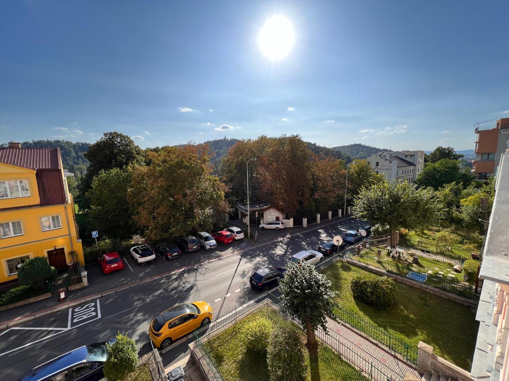 Jurincom Apartments Na Vyhlidce Karlsbad Exterior foto