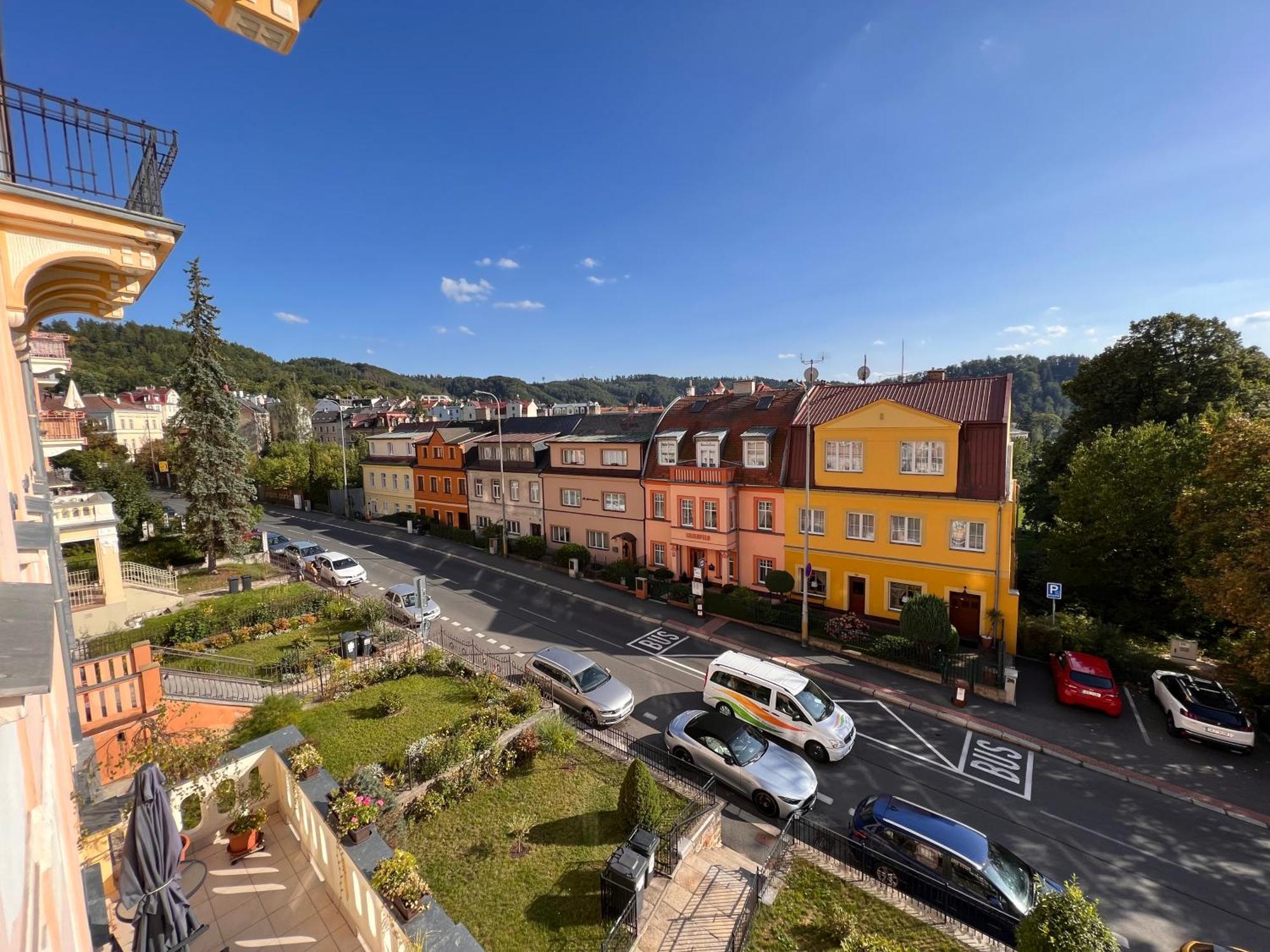 Jurincom Apartments Na Vyhlidce Karlsbad Exterior foto
